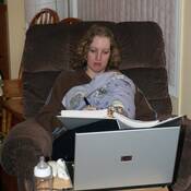 Mme Bouwman a commencé sa formation à la GRC en 2006, quelques semaines seulement après la naissance de son fils.